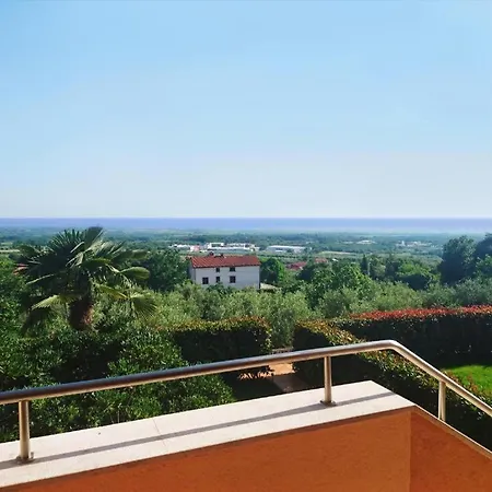 Hotel Adriatic Kastelir