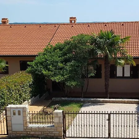 Adriatic Villa *